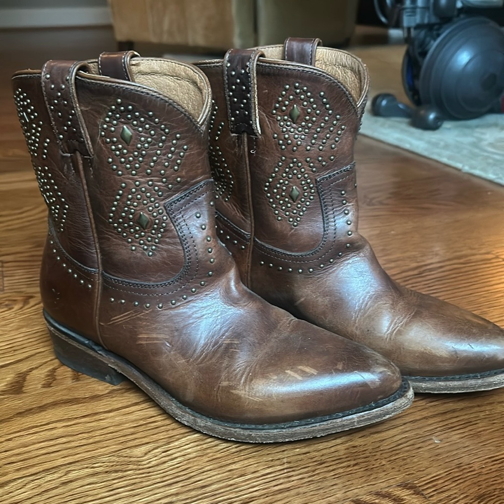 Frye leather boot